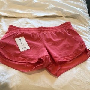 Athleta 4 in shorts